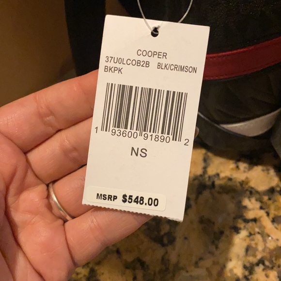 Micheal Kors backpack and wallet - Picture 6 of 7